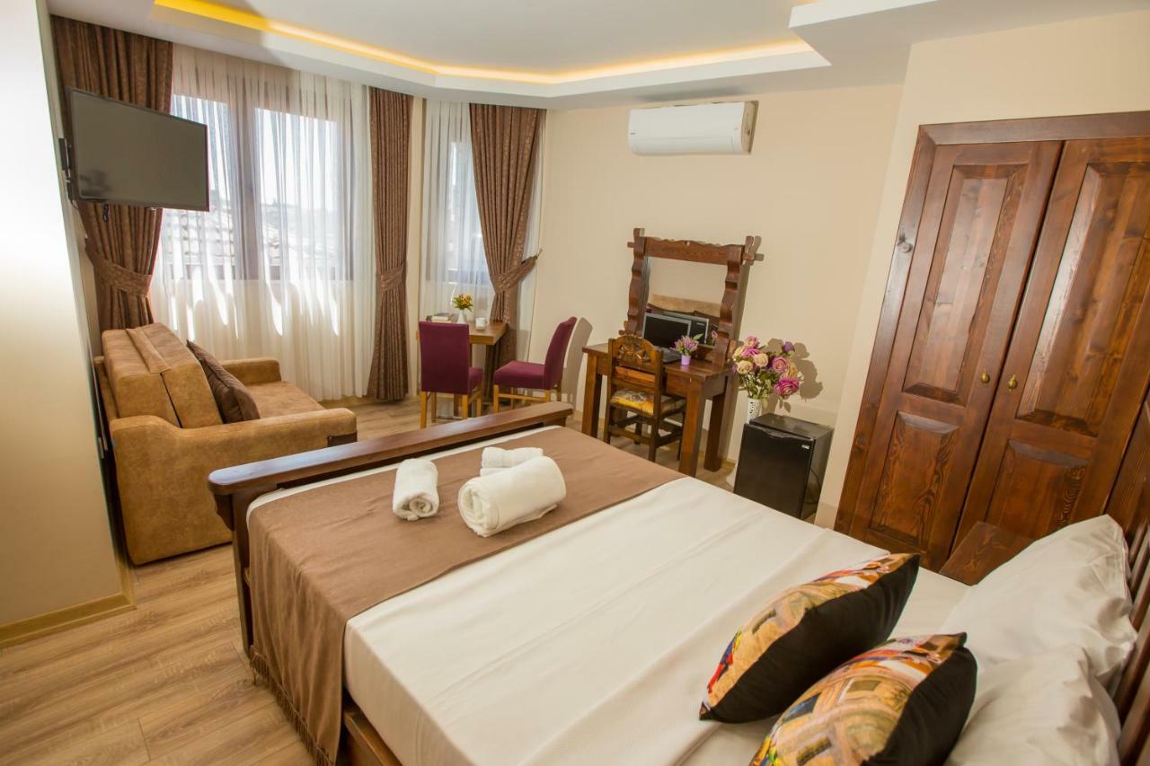 The Peraport Hotel Istanbul Bagian luar foto